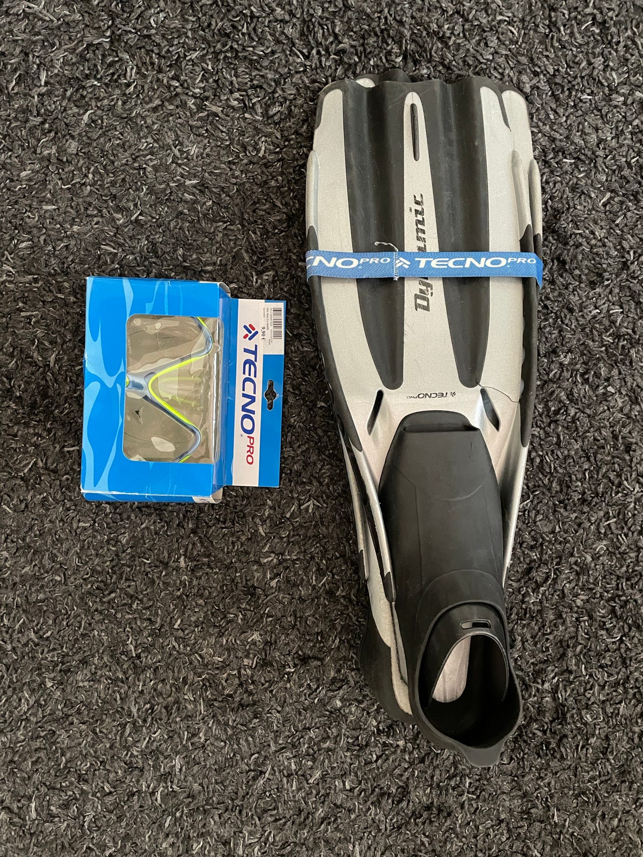 Tecno Pro sukellusräpylä ja uimalasit