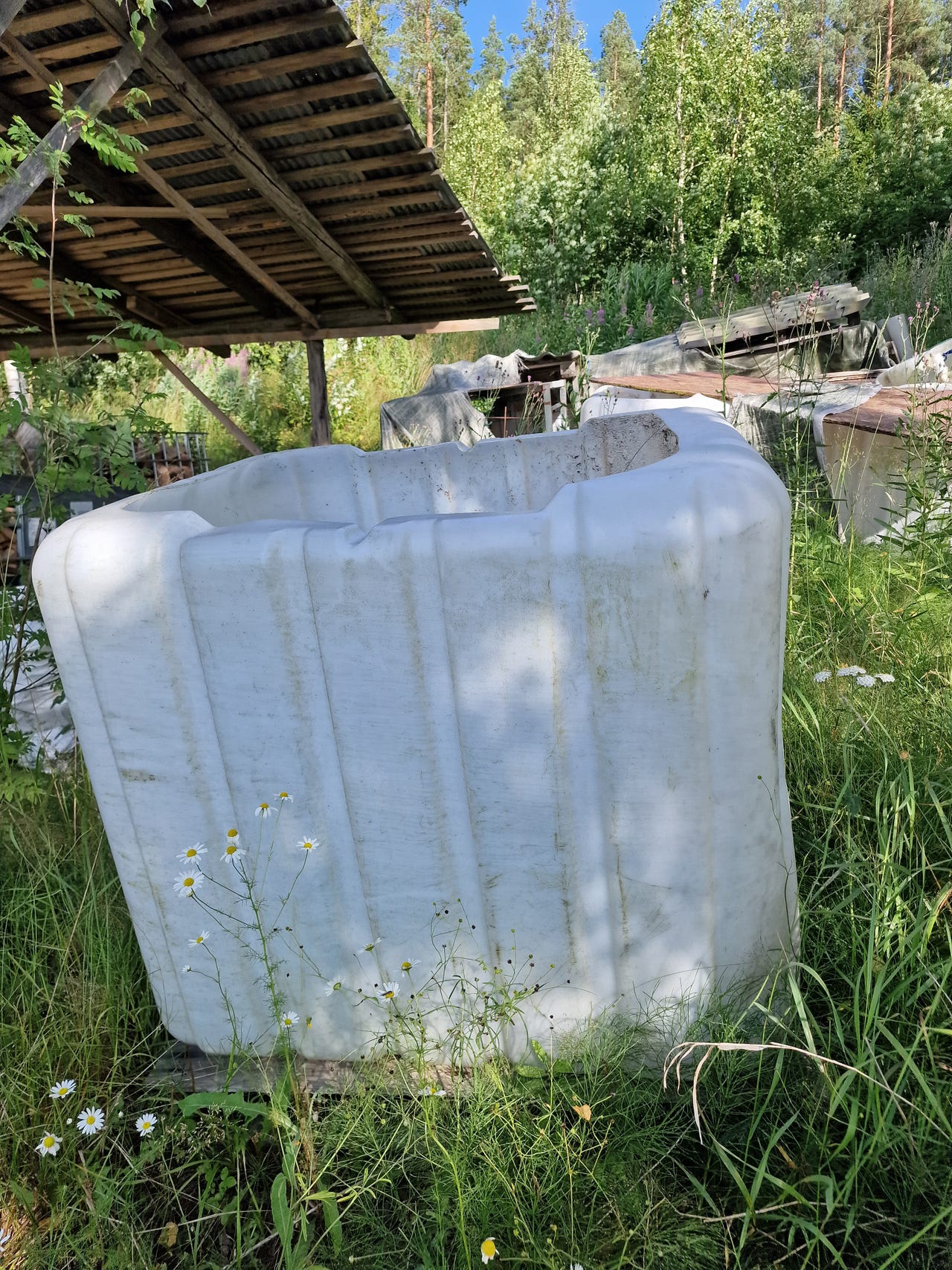 Polttopuu ipareita ja lavoja