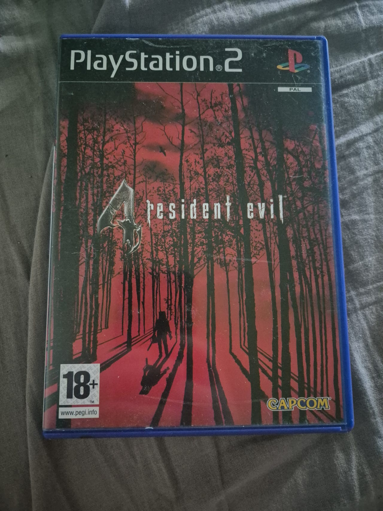 Resident Evil 4 PlayStation 2 peli