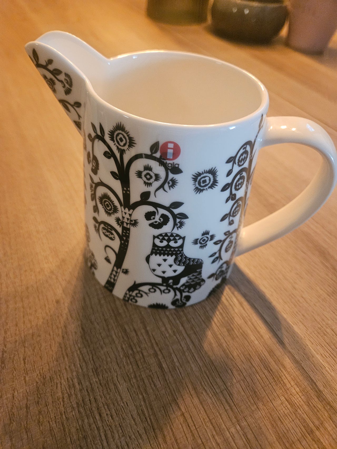 Iittala Taika kaadin mustavalkoinen