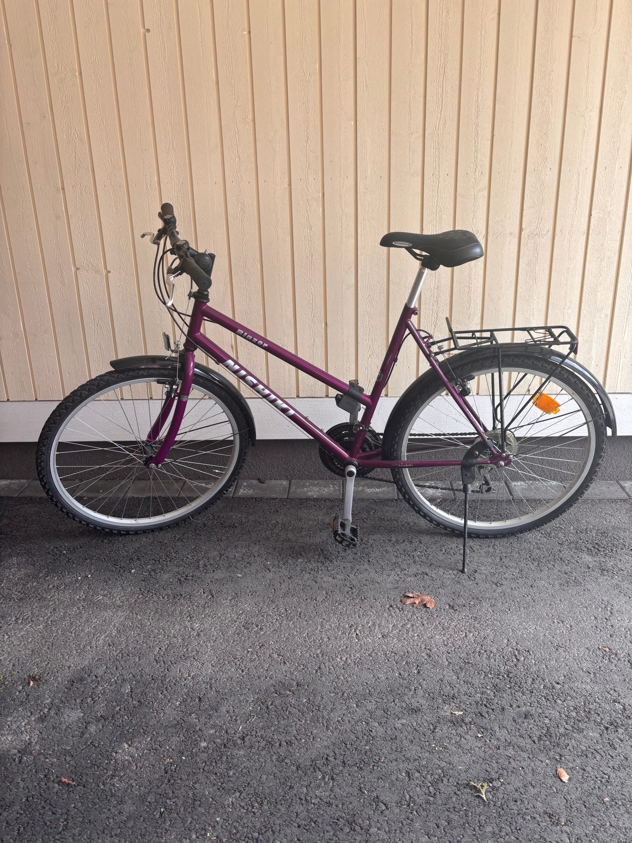 Nishiki hybridipyörä 28 3x7 vaihteilla