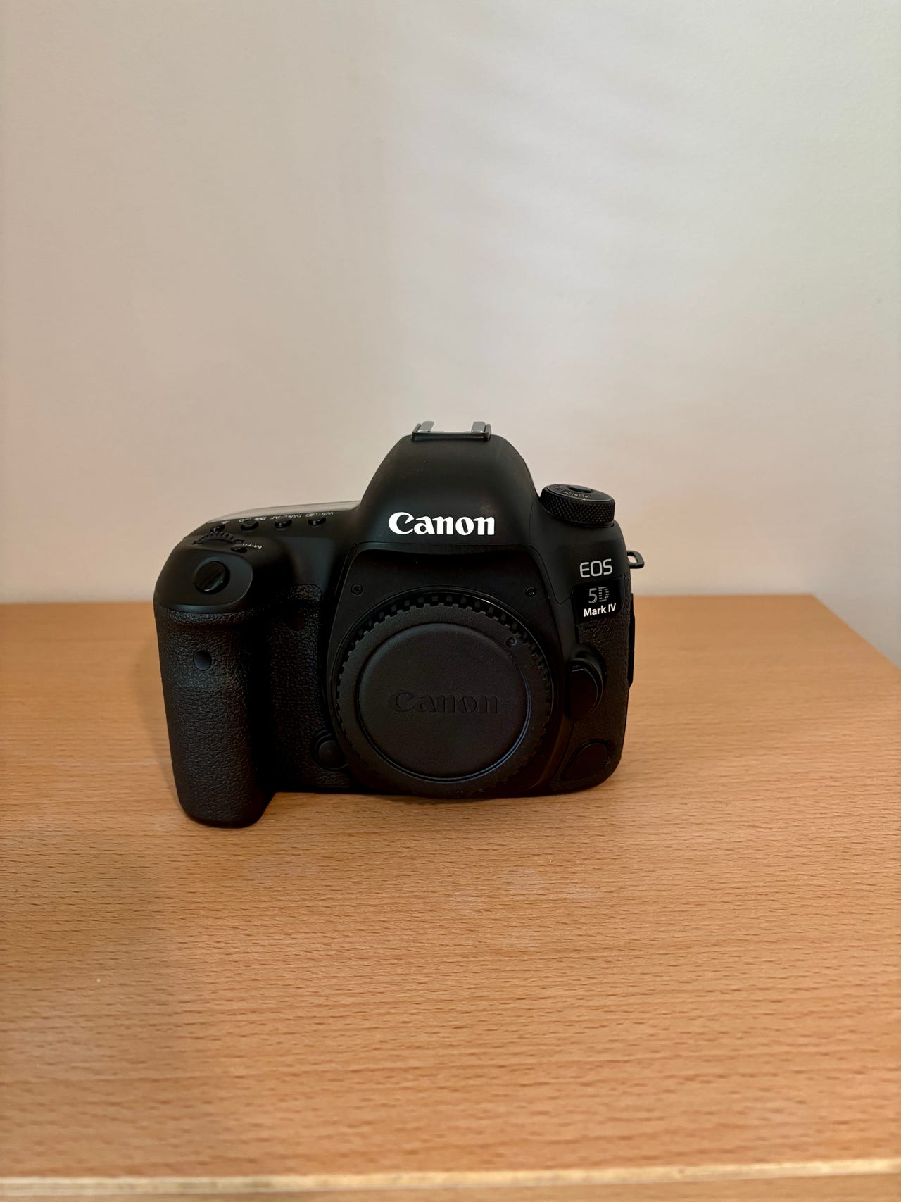 Canon 5D Mark IV