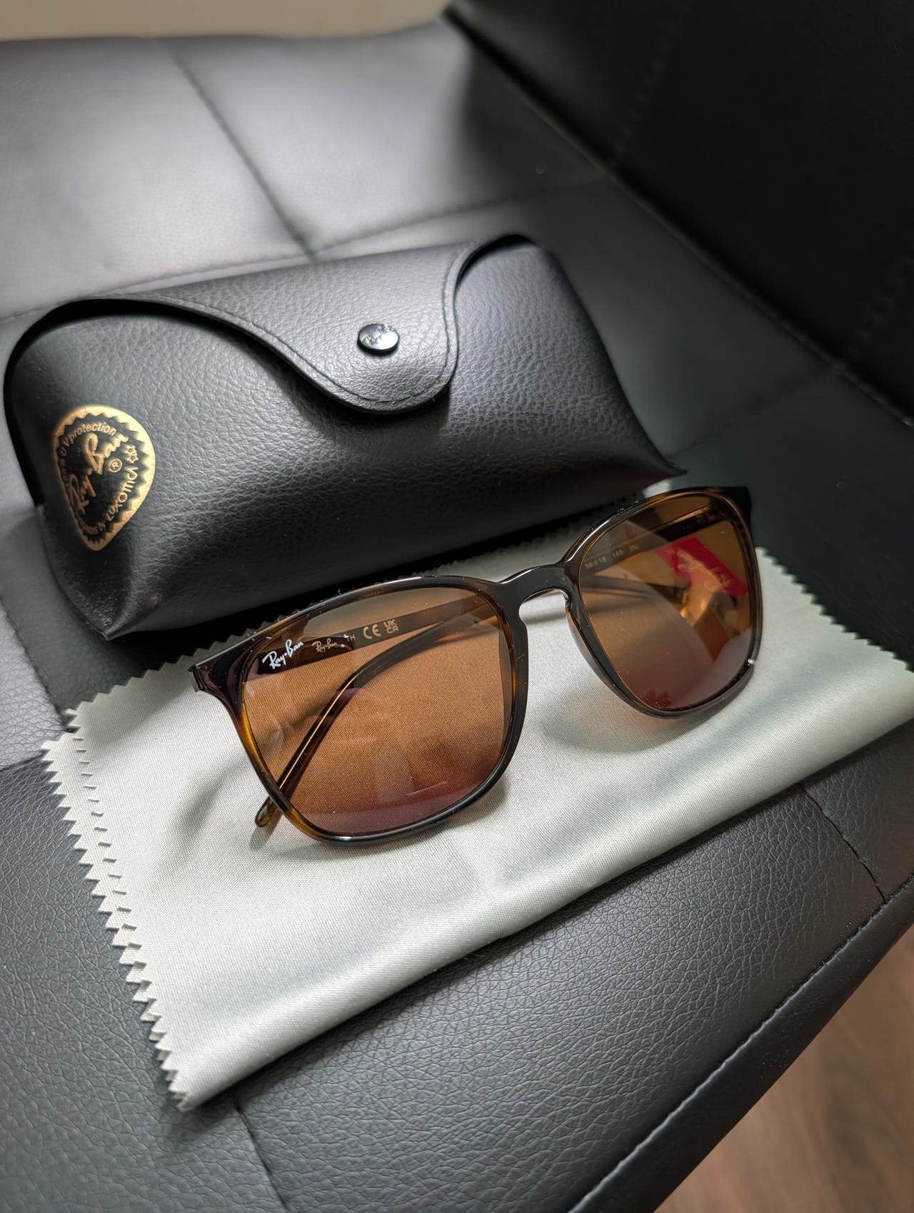 Ray-Ban aurinkolasit ruskea unisex