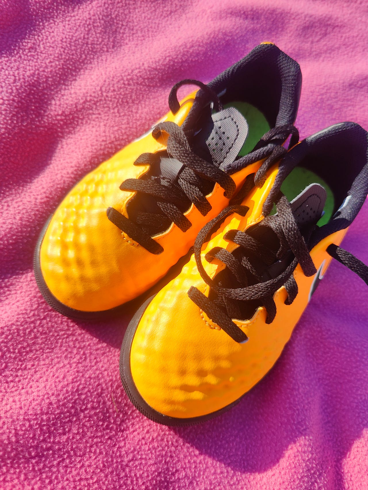 Nike kengät 28