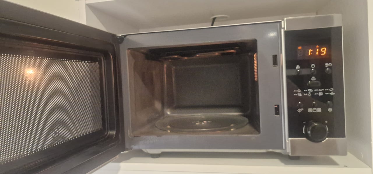 Electrolux mikroaaltouuni