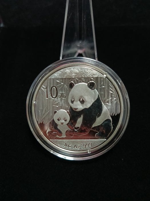 Kiina. 10 Yuan 2012, Panda, 1 Oz ()