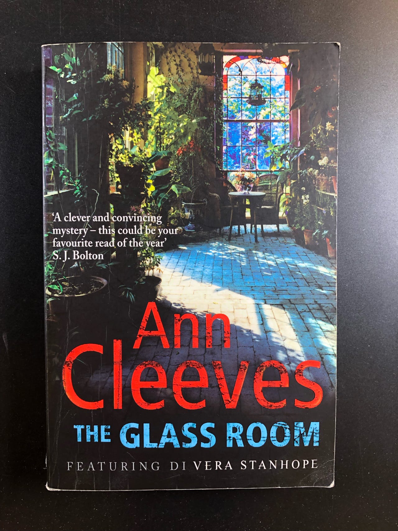 The Glass Room by Ann Cleeves (Book in English)