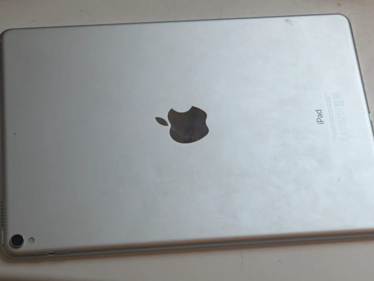 IPad Pro 10,5 64GB Wifi - TAKUU 12kk silver