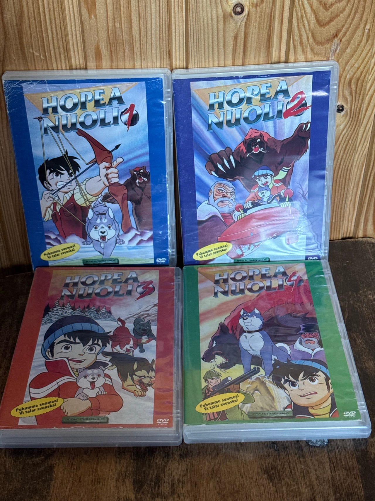 Hopeanuoli  1–4
