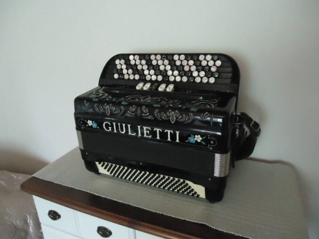  Kukka  Giulietti 3-äk LOPPUVIIKON HINTA 295e