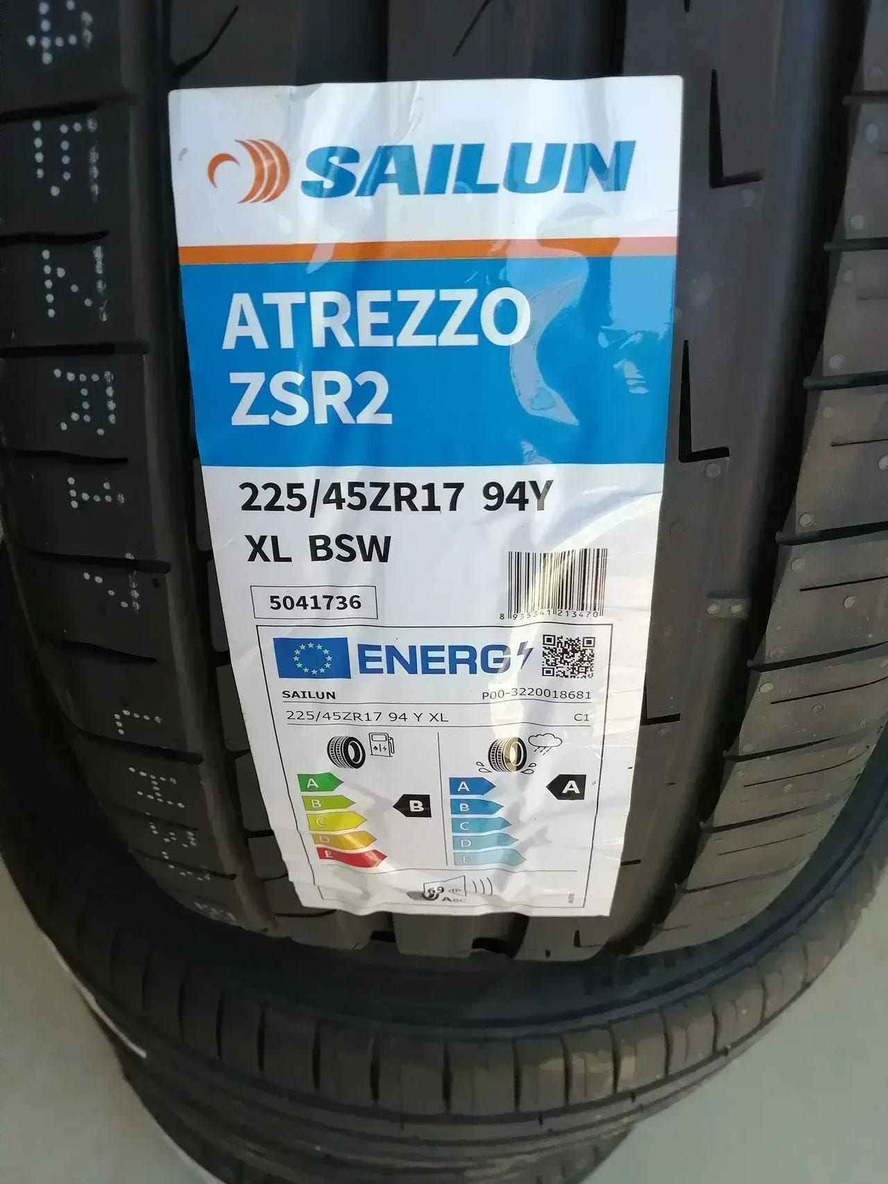 225/45R17 kesärenkaat sis työt