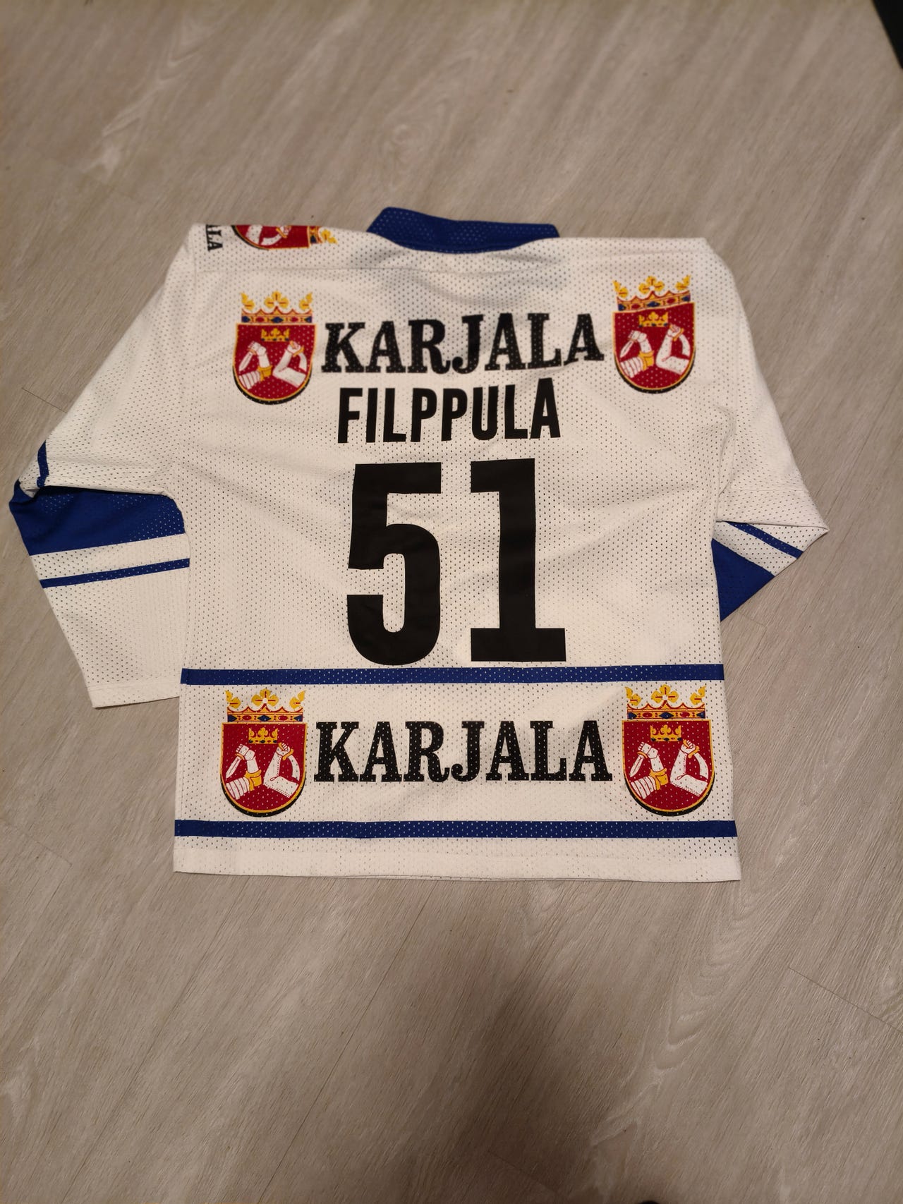 Suomi leijonat jääkiekko fanipaita