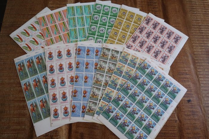 Indonesia 1967/1968 - 12 täydellistä vellen