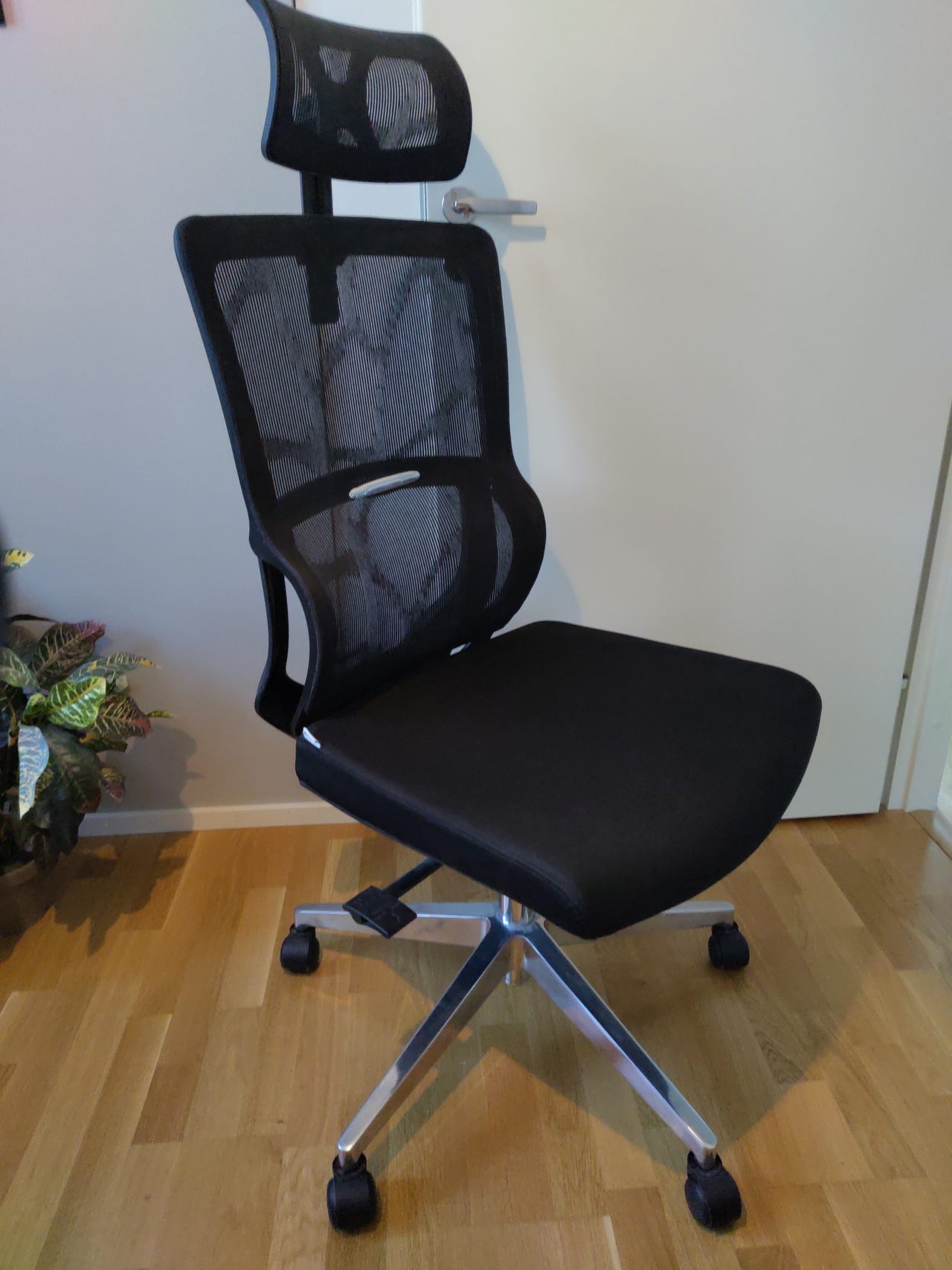 Ergonominen Toimistotuoli
