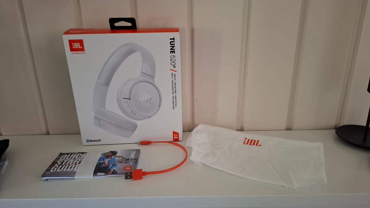 JBL Tune 520BT langattomat over-ear kuulokkeet valkoinen