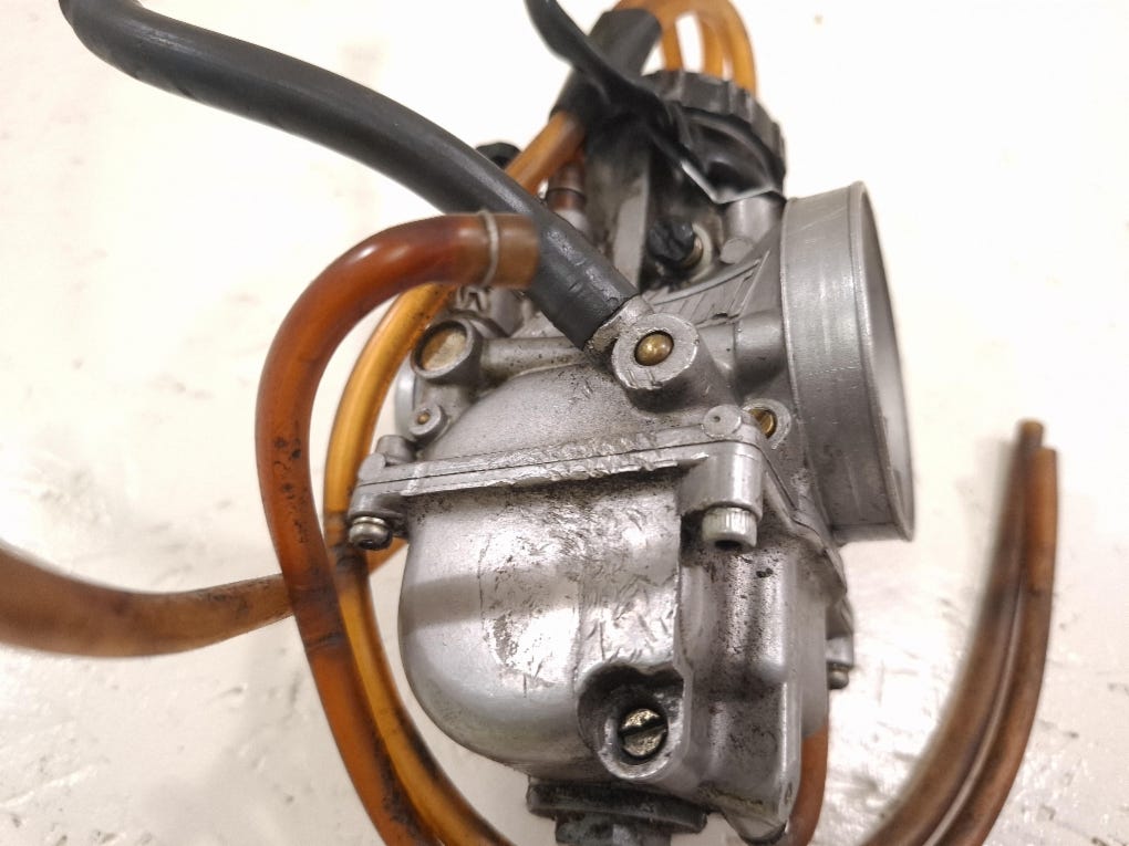 Keihin PWK 38 kaasutin , RM250 37E3