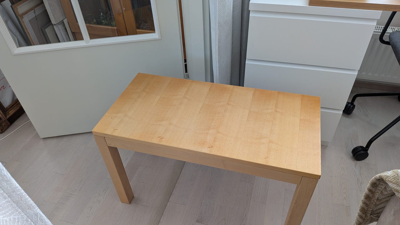 Lundia koivuviiluinen sivupöytä