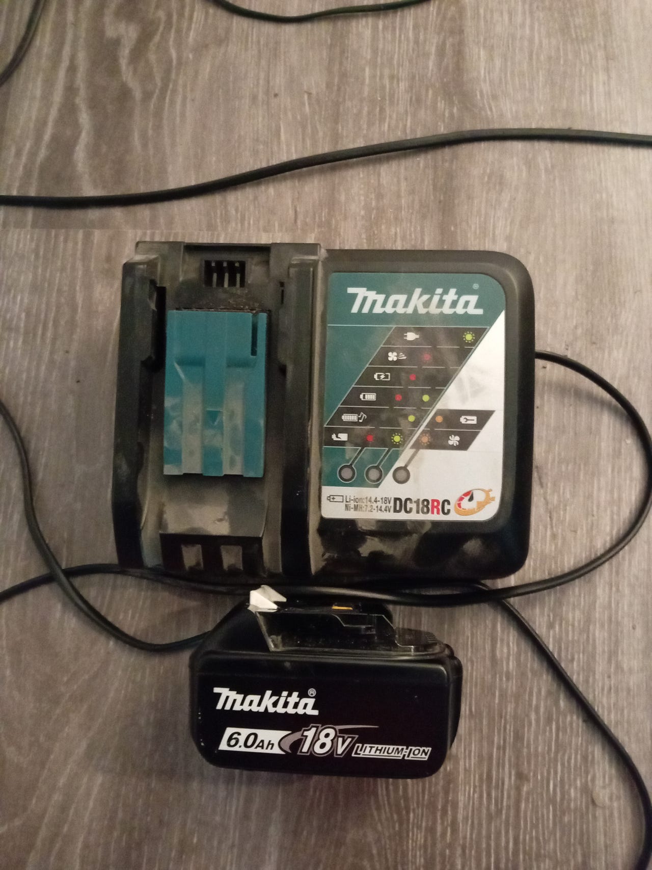 Makita DC18RC laturi ja 18V akku 6,0Ah