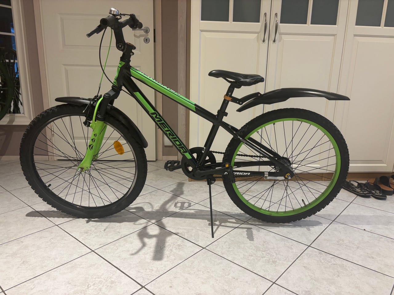 Kevyt Merida 24” pyörä (3 vaihteinen)