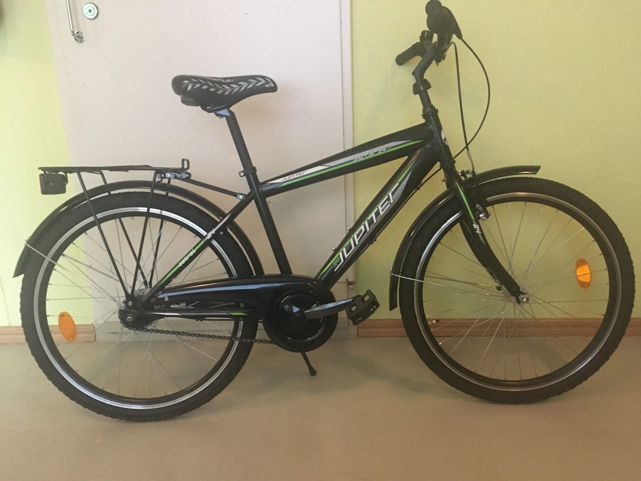 Poikien pyörä 24