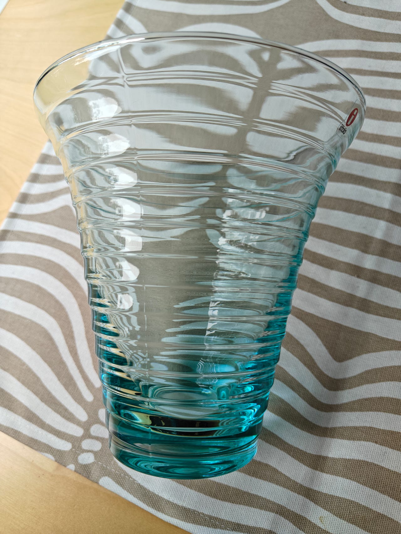 Iittala turkoosi lasimaljakko