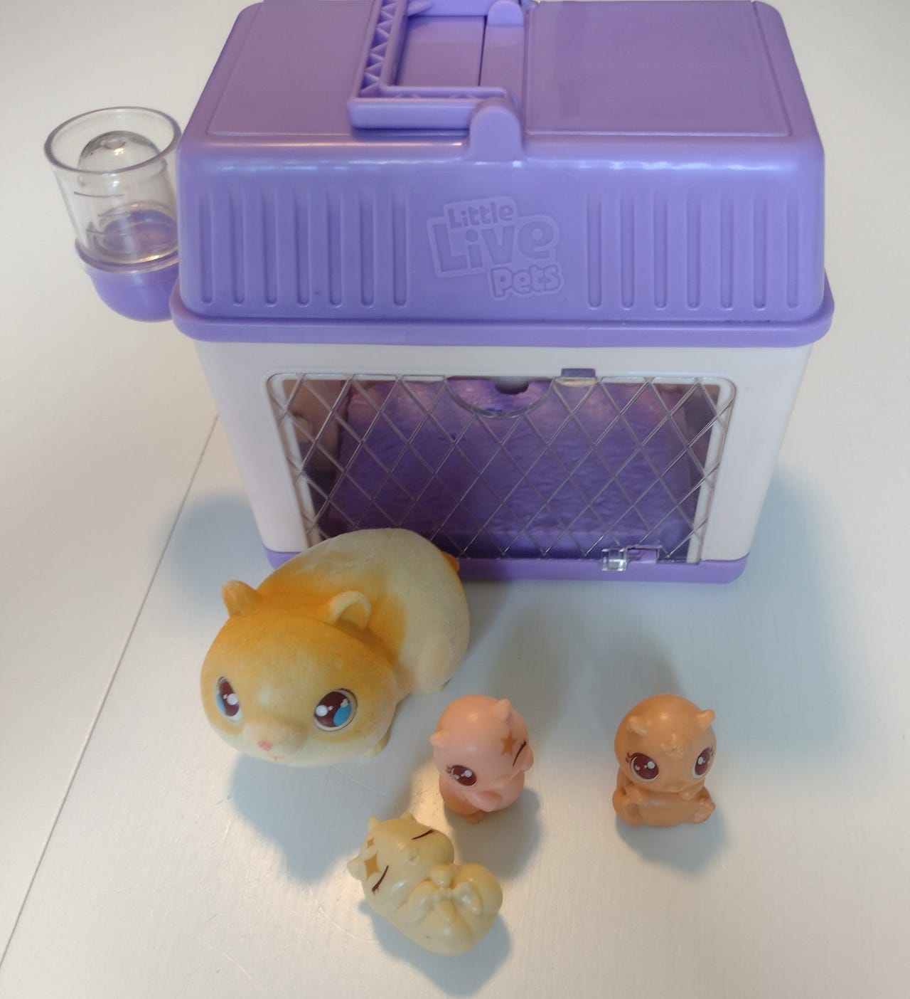 Hamsteri lelusetti (Little Live Pets Mama Surprise Minis Hamster