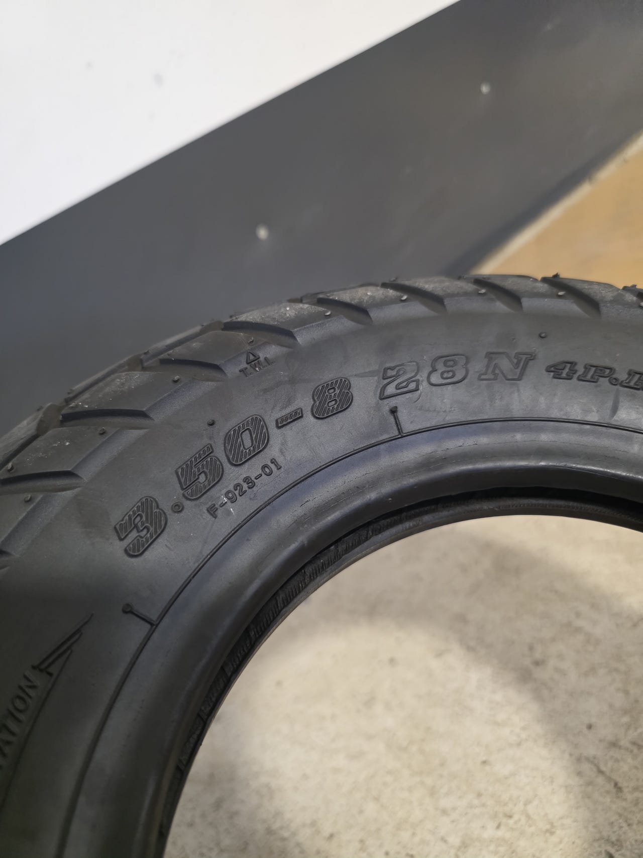 3.50-8 mitroc rengas