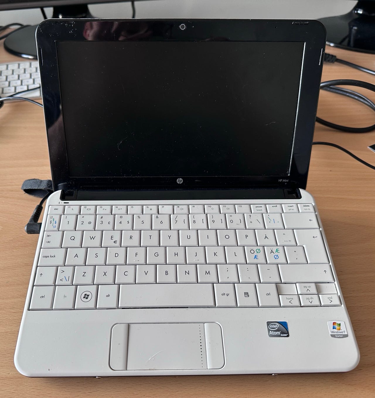 HP miniläppäri 10 valkoinen (viallinen)