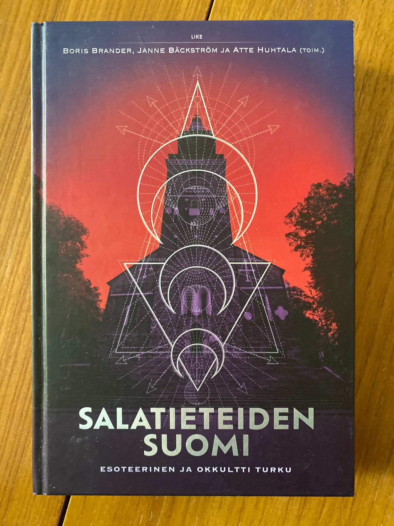 Salatieteiden Suomi Turku kirja