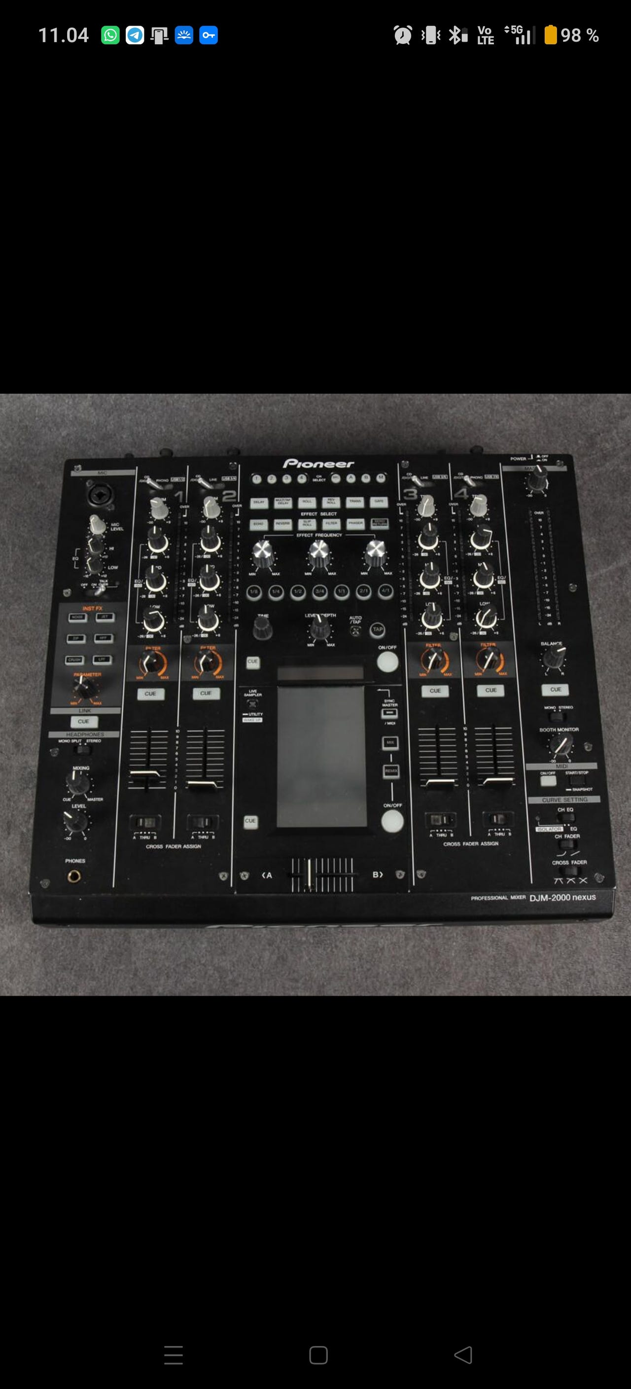 Pioneer DJM-2000 Nexus + Flight Case