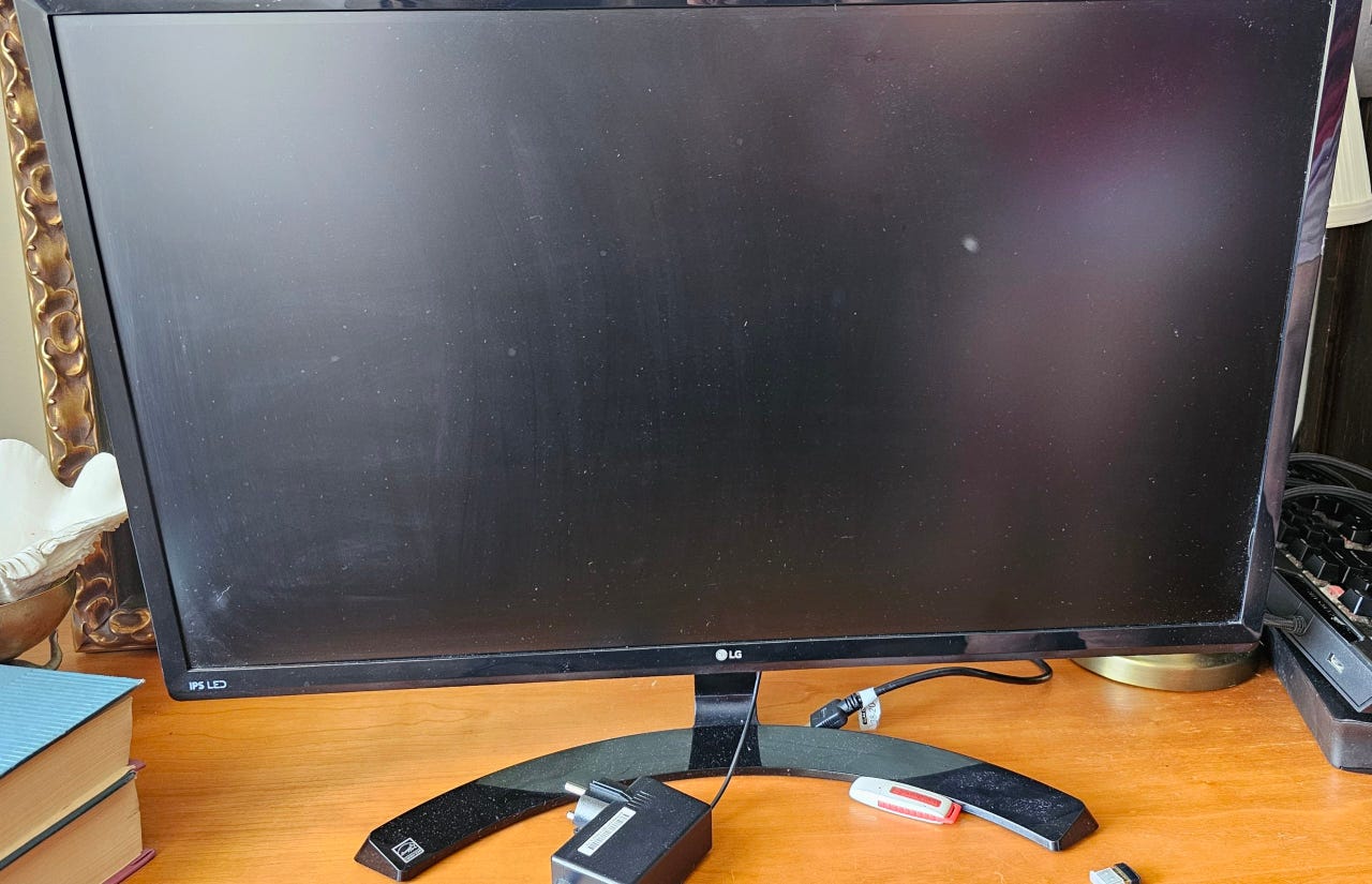 LG 27 27MP58VQ-P IPS LED Monitor