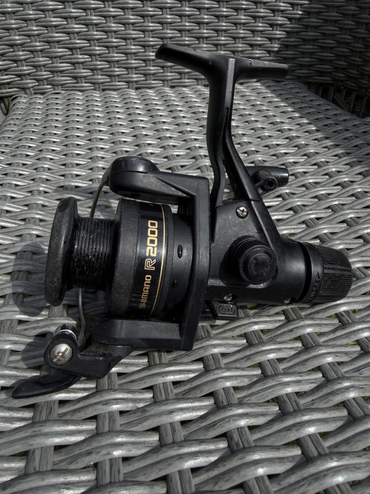 Shimano IX 2000R avokela musta