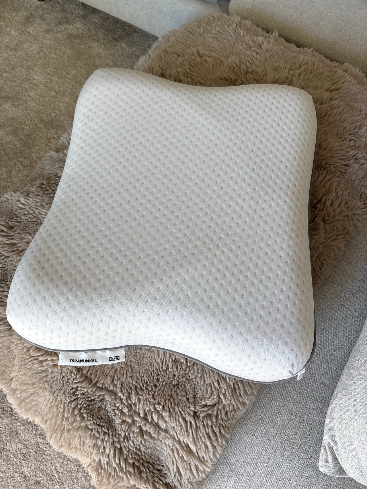 IKEA ergonominen tyyny