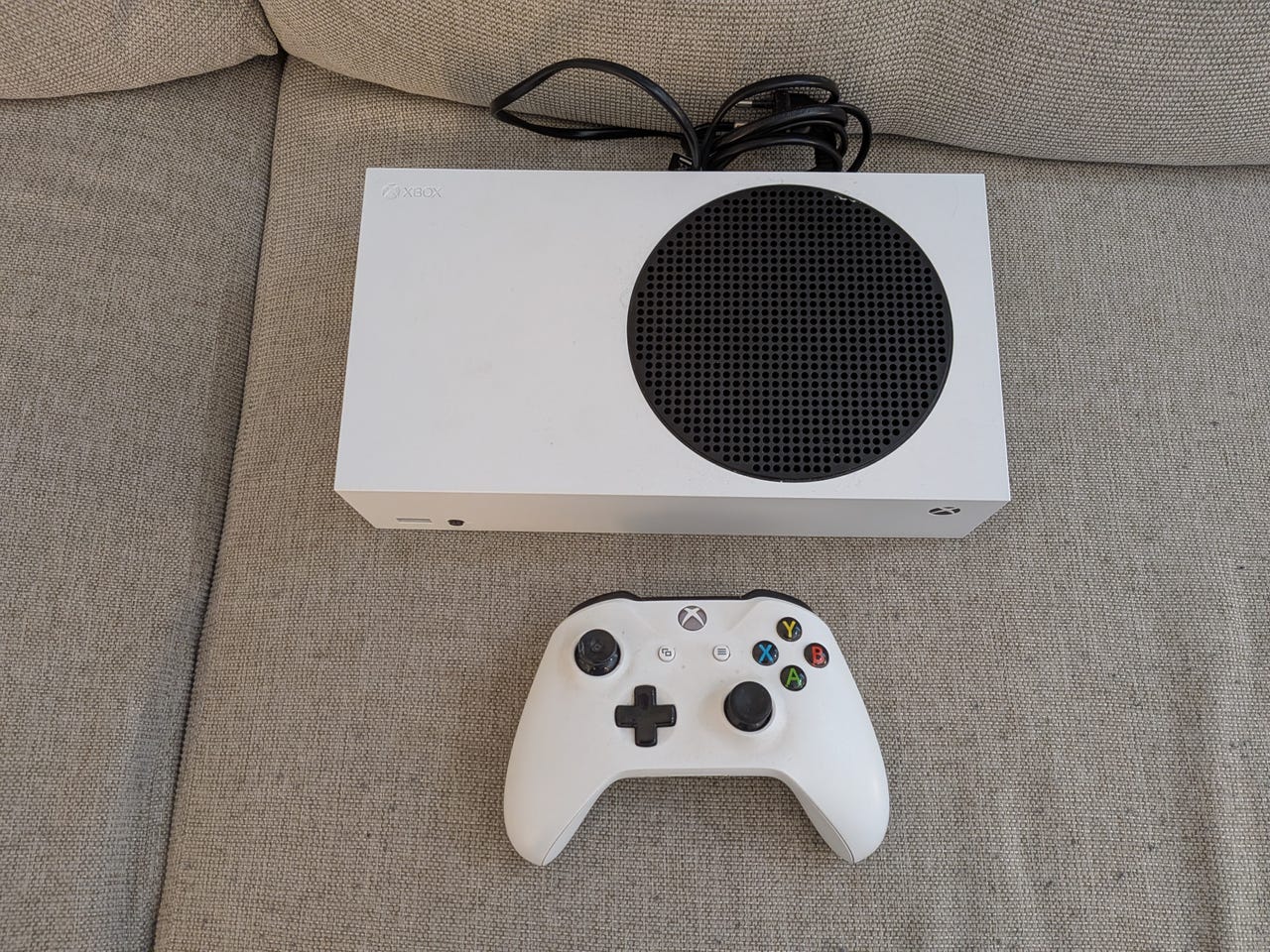 Xbox Series S (512 GB) pelikonsoli valkoinen