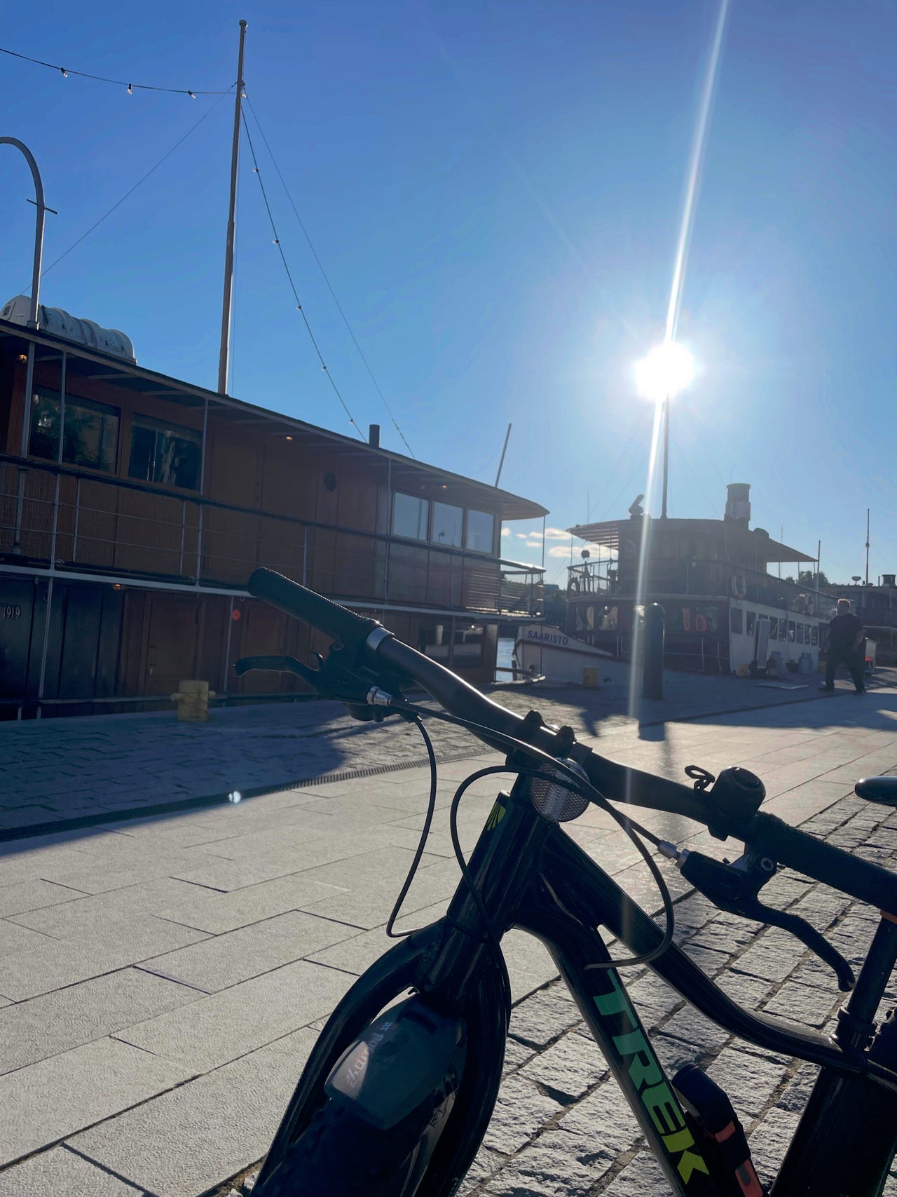 Trek maastopyörä 20 XS unisex, musta