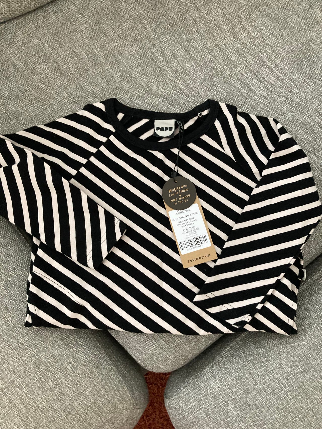 Papu Classic Stripe tunika koko 86/92 musta-valkoinen tytöille