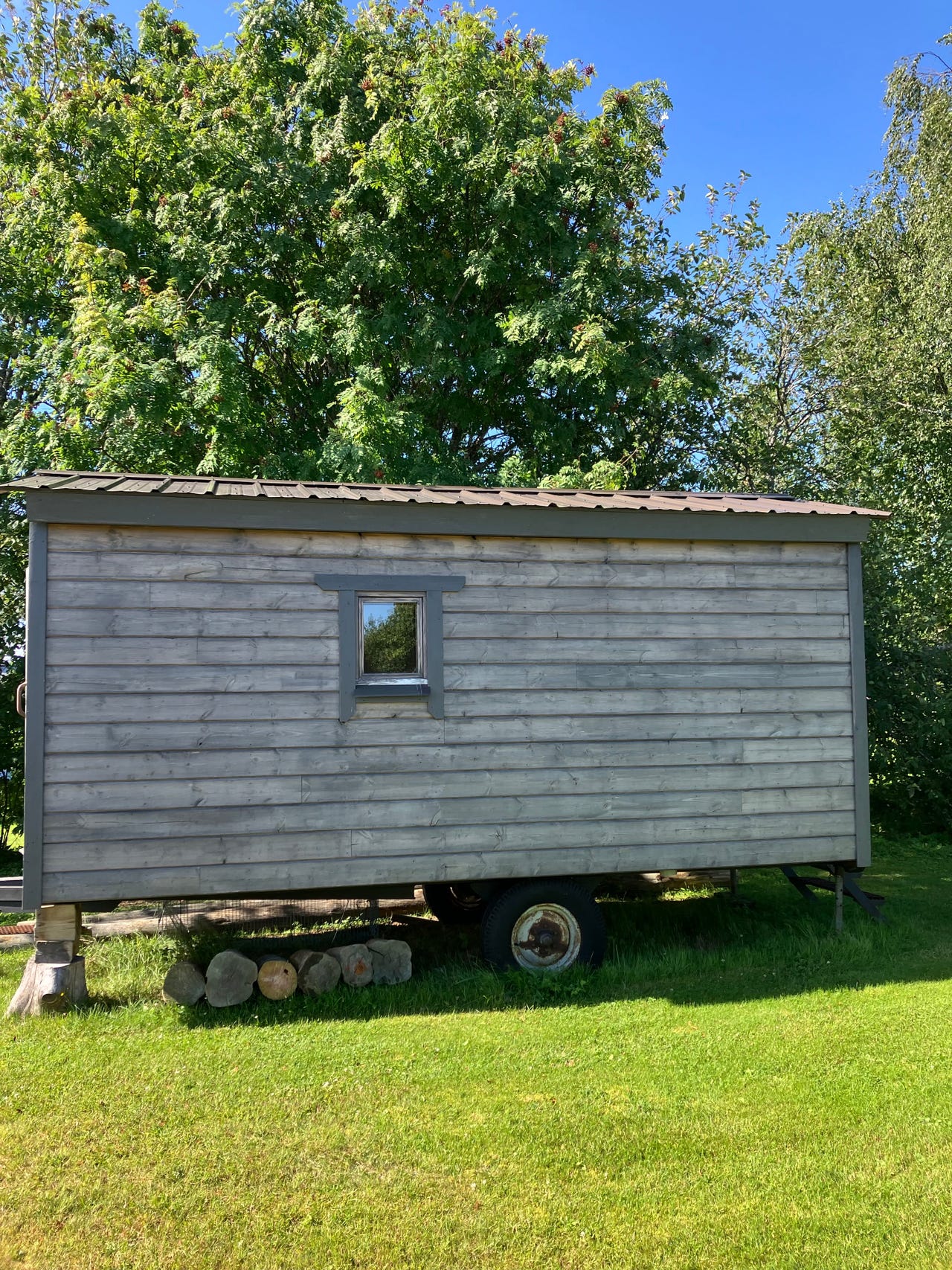 Siirrettävä saunamökki/erämökki