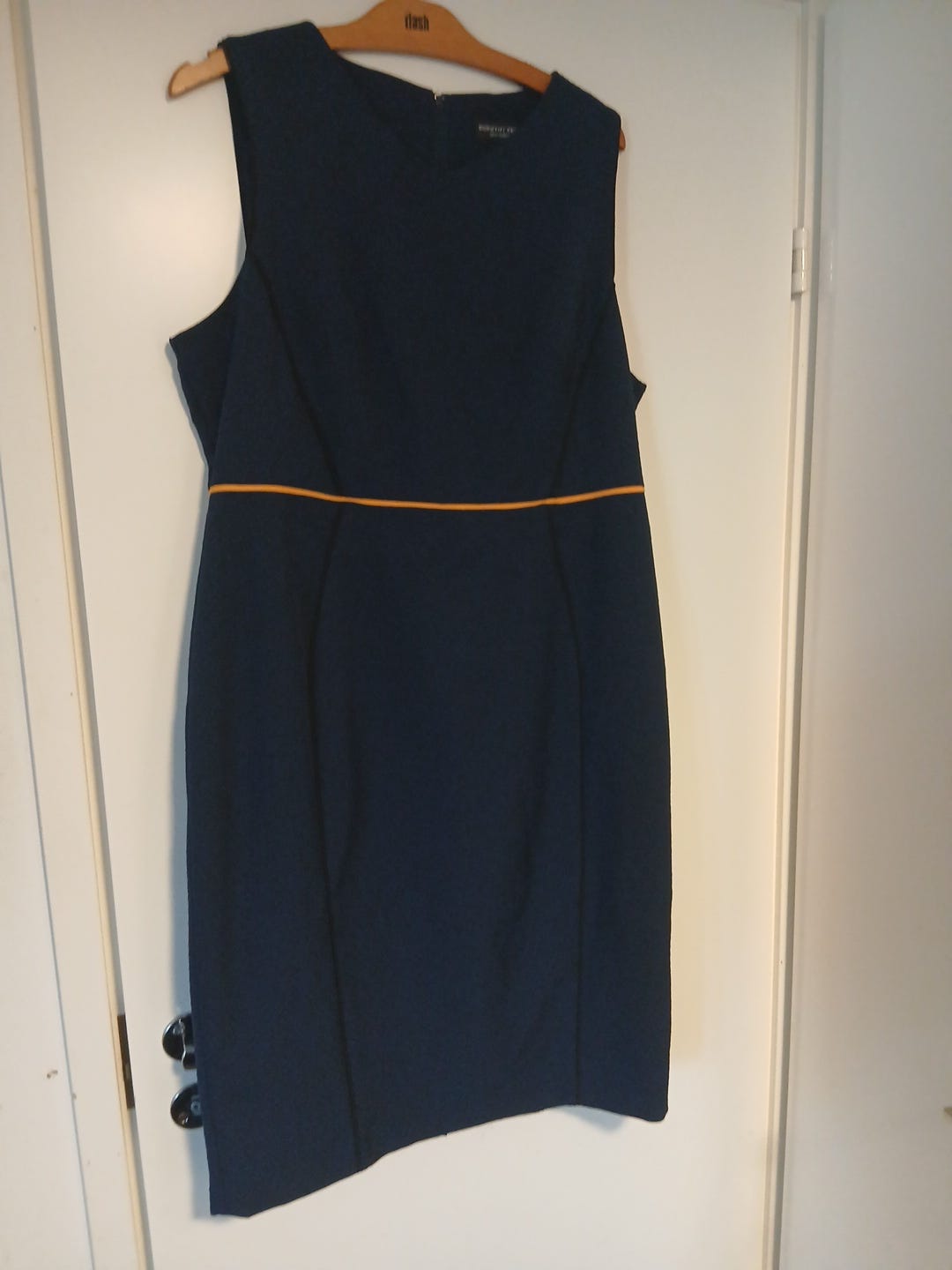 Dorothy Perkins mekko 46