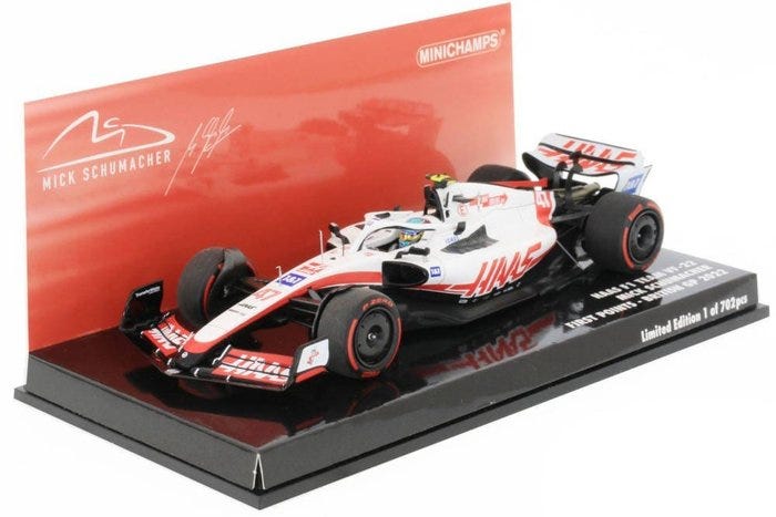 Minichamps 1:43 - Kilpa-auton pienoismalli - Haas F1 Team VF-22 M