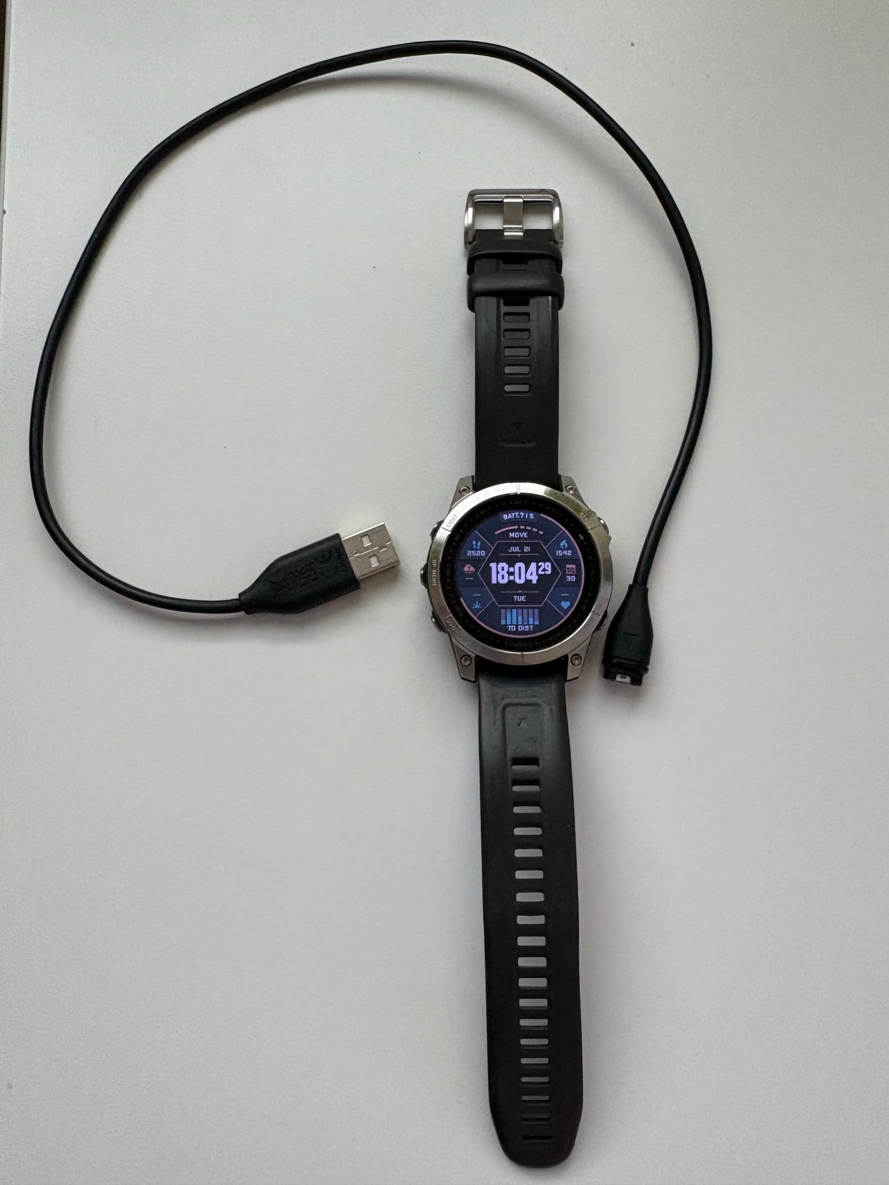 Garmin Fenix 7 GPS-urheilukello, Hopea/Grafiitti 47