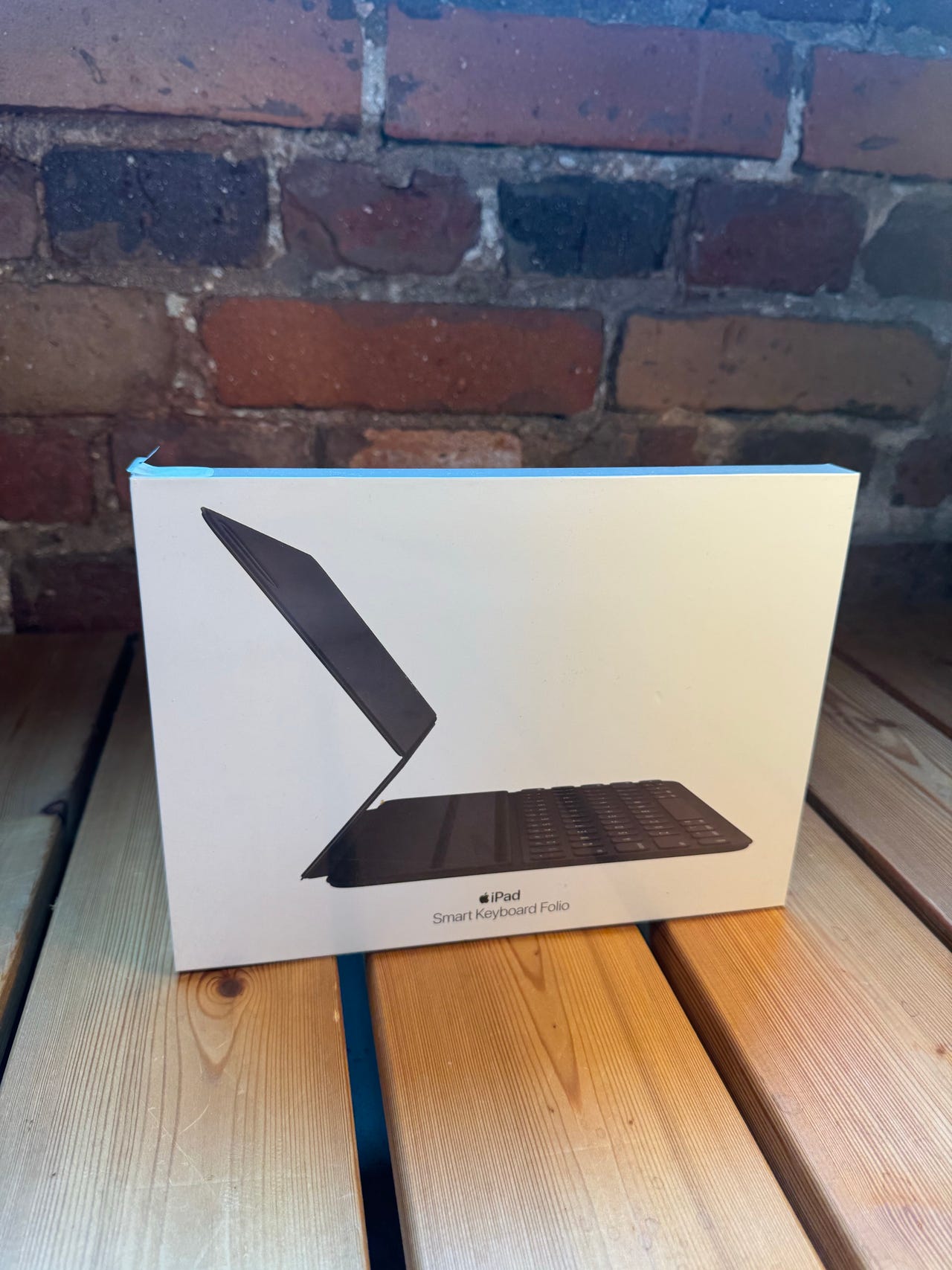 Apple iPad Smart Keyboard Folio 11” – UUSI