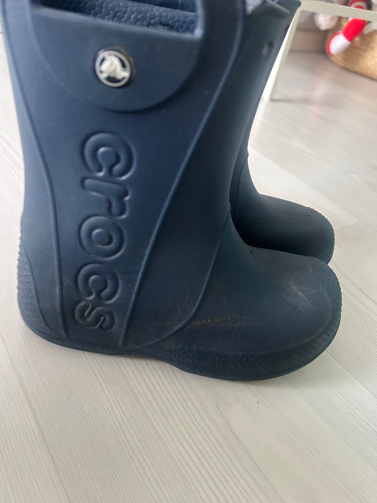 Crocs saappaat