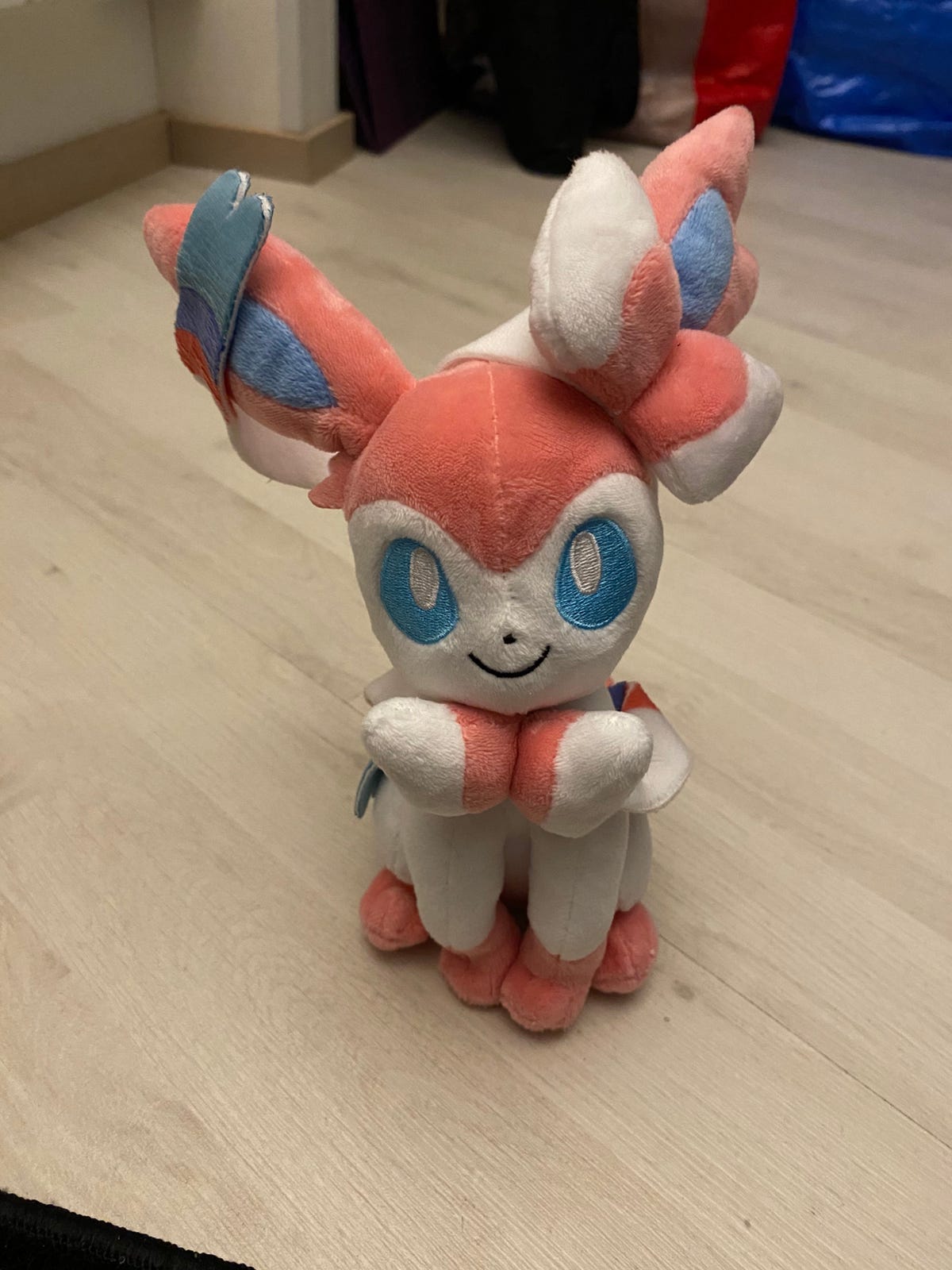 Sylveon pehmolelu