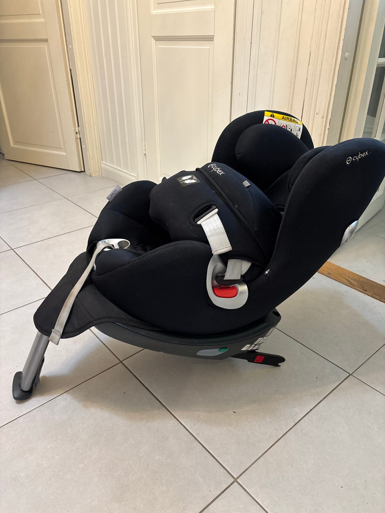Cybex Sirona turvaistuin 18 kg musta