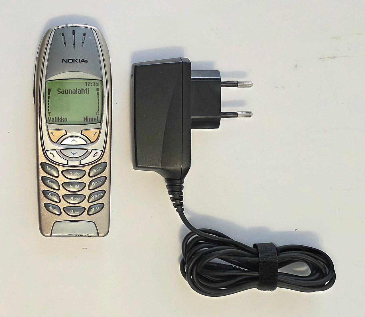 6310 tarvikkeineen, testattu ja toimiva