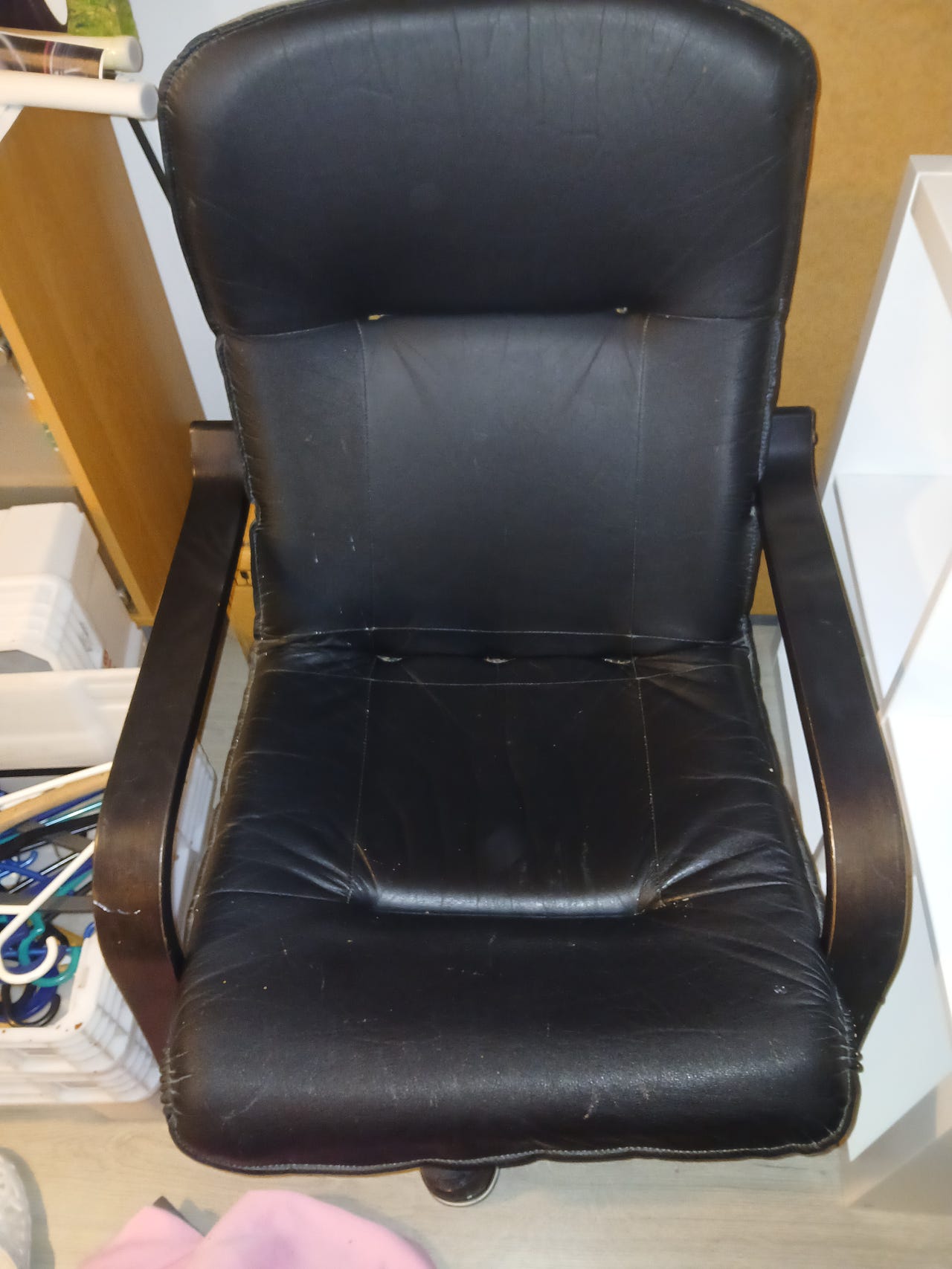 2kpl nojatuoleja