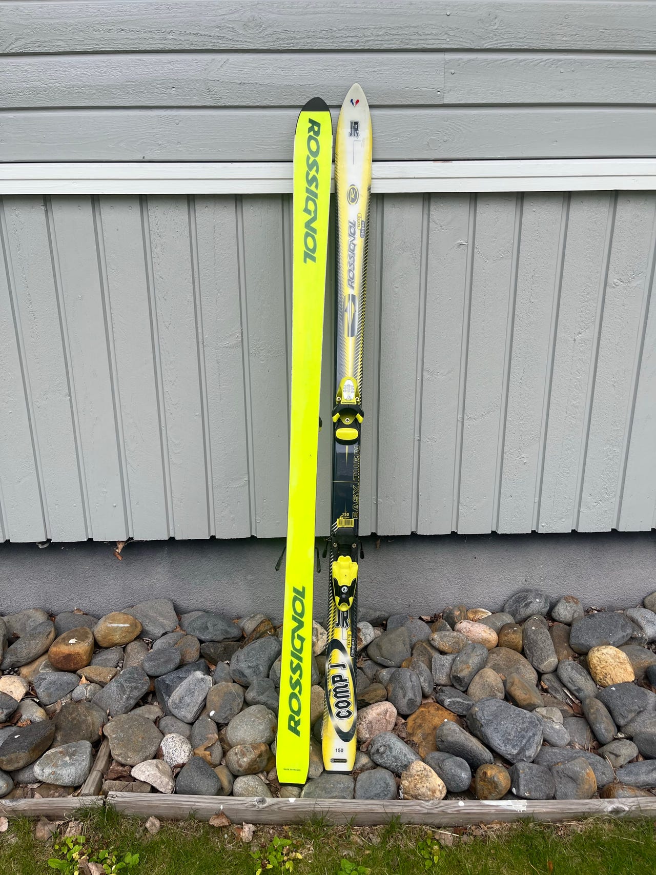 Rossignol Comp 1 laskettelusukset keltaiset siteillä