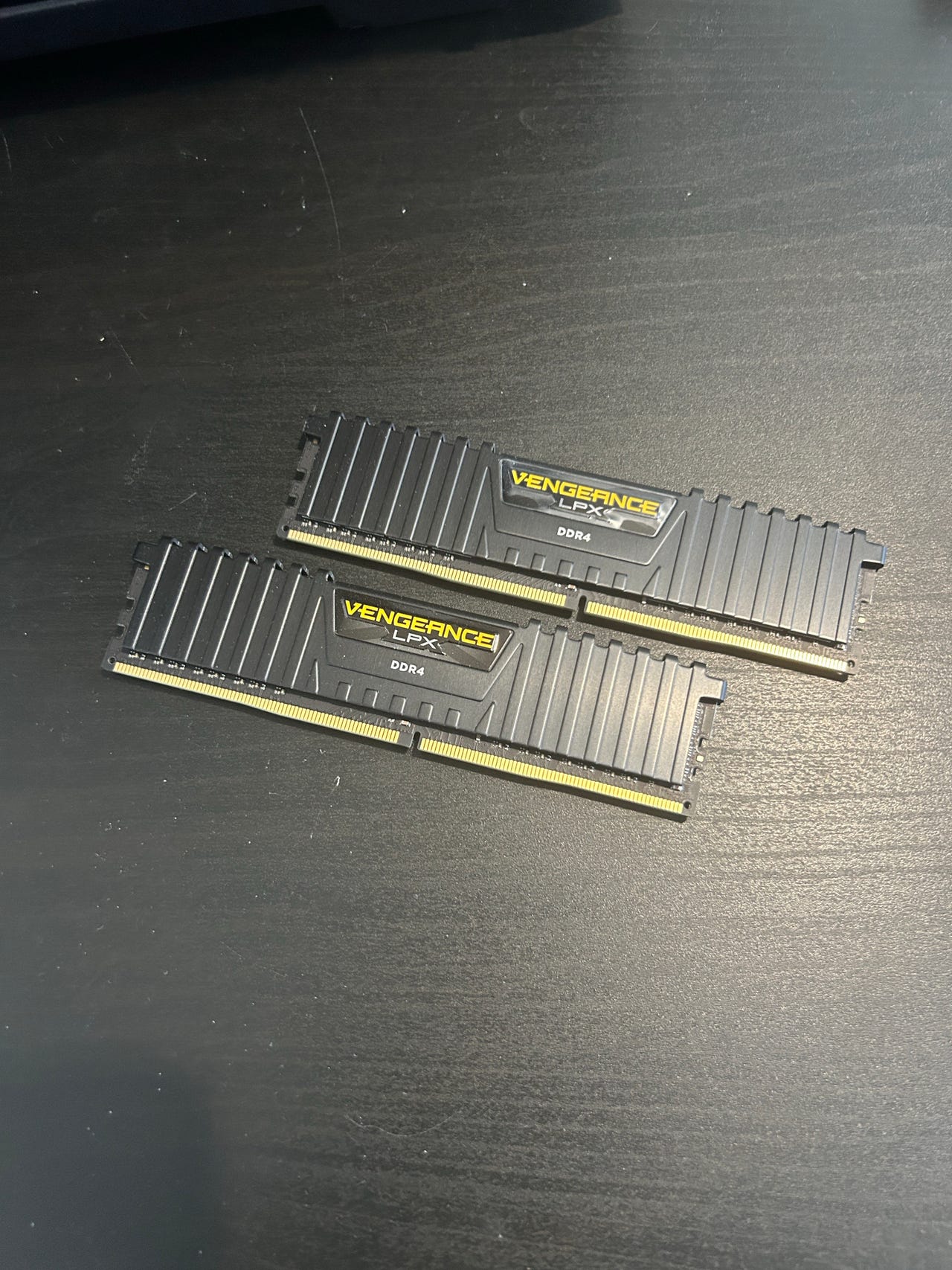 Corsair Vengeance DDR4 2x4GB 2400MHz