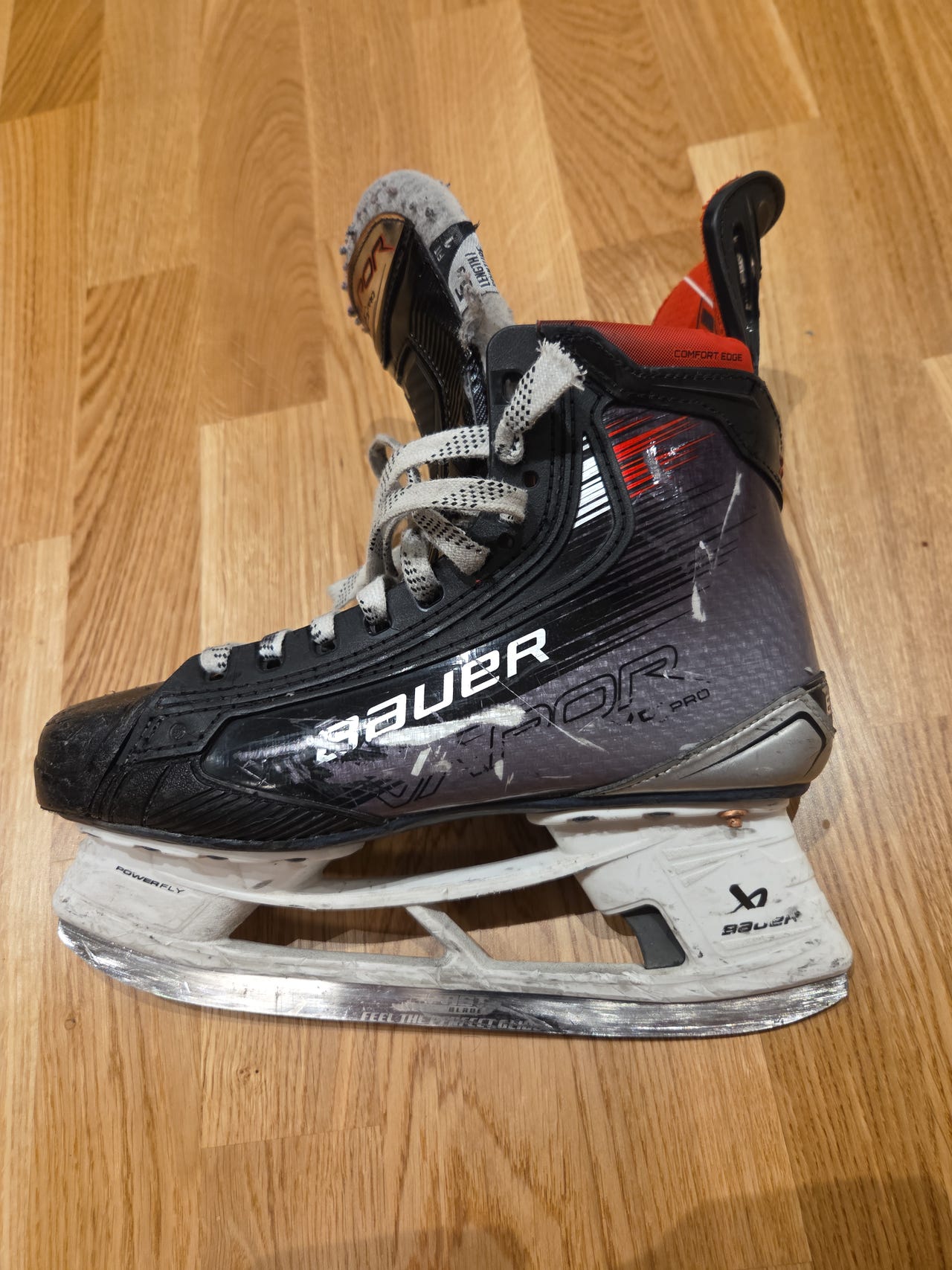 Bauer Vapor X5pro, koko 5.5 fit 1, jääkiekkoluistimet