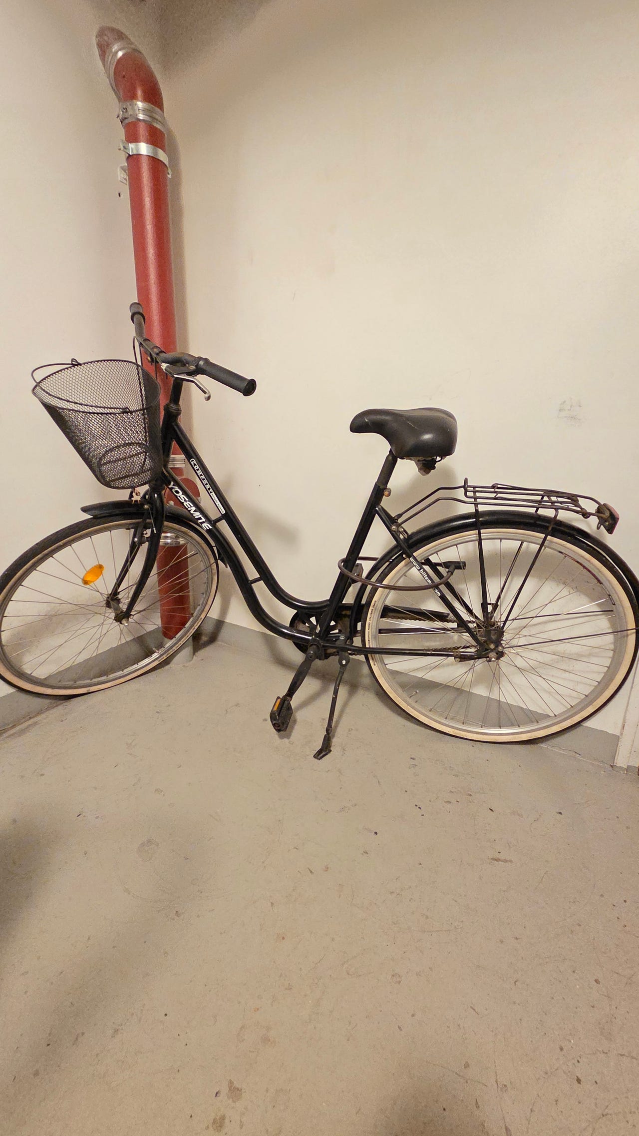 Naisten vaihteeton pyörä 28'